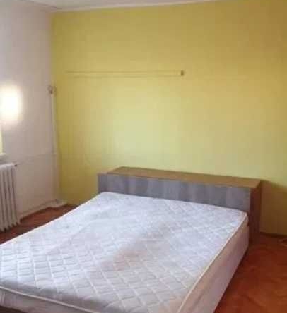 Дава се под наем Едностаен апартамент в Пловдив, Младежки Хълм - 45 кв.м за 188.7 € - Снимка #1