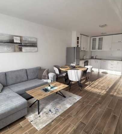 Дава се под наем Двустаен апартамент в Бургас, Сарафово - 67 кв.м за 600 € - Снимка #1