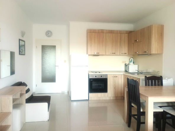 Дава се под наем Едностаен апартамент в Несебър - 40 кв.м за 497.25 € - Снимка #1