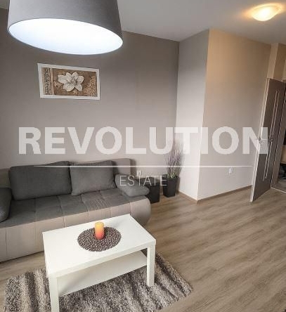 Дава се под наем Двустаен апартамент в Варна, м-т Сотира - 55 кв.м за 500 € - Снимка #1