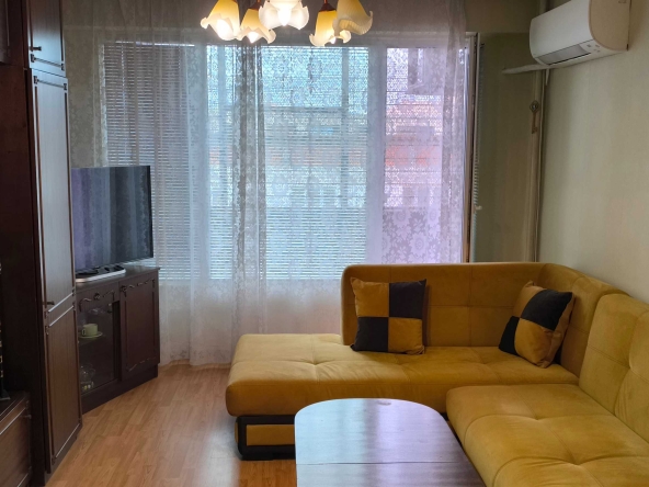 Тристаен апартамент в Казанлък - 86 кв.м за 712 €/кв.м - Снимка #1