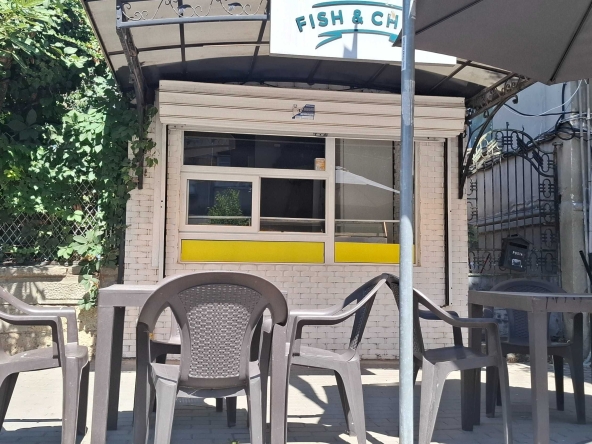 Дава се под наем Заведение в Варна, Централна поща - 14 кв.м за 484.5 € - Снимка #1