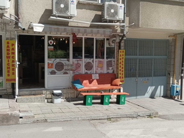 Заведение в Велико Търново, Център - 18 кв.м за 708 €/кв.м - Снимка #1