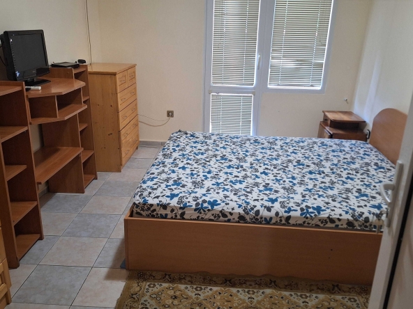 Дава се под наем Етаж от къща в София, Надежда 1 - 100 кв.м за 229.5 € - Снимка #1