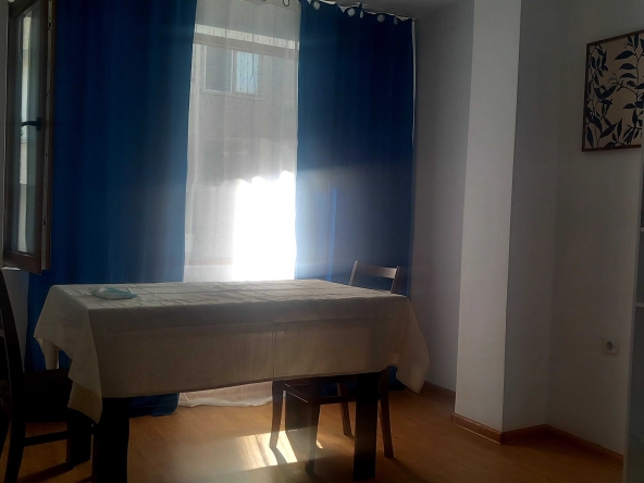 Дава се под наем Четиристаен апартамент в Хасково, Овчарски - 85 кв.м за 331.5 € - Снимка #1