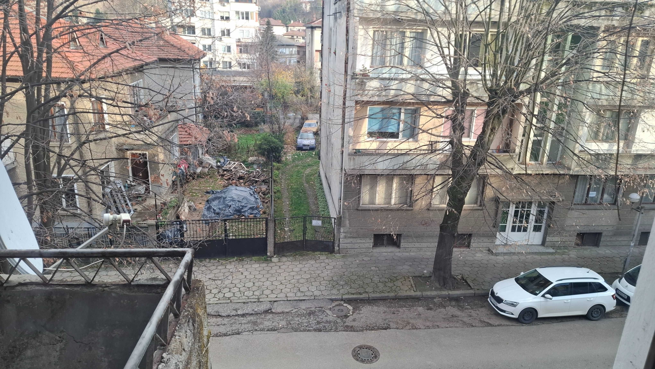 Тристаен апартамент в Троян - 74 кв.м за 1165 €/кв.м - Снимка #1