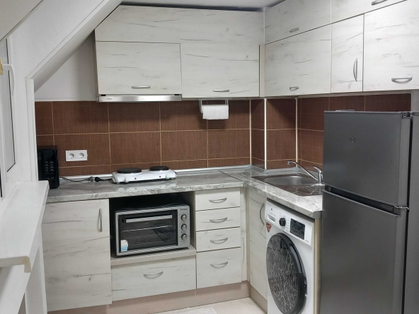 Дава се под наем Едностаен апартамент в Варна, Победа - 36 кв.м за 388.62 € - Снимка #1