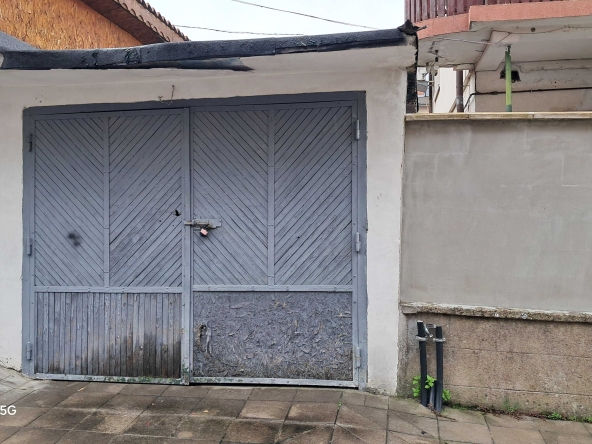 Гараж / Паркомясто в Плевен, Мара Денчева - 18 кв.м за 695 €/кв.м - Снимка #1