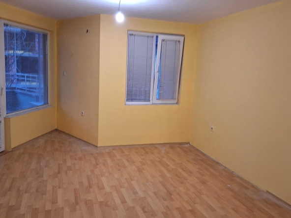 Дава се под наем Двустаен апартамент в Варна, Чайка - 77 кв.м за 408 € - Снимка #1