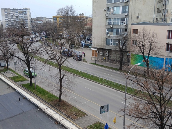 Дава се под наем Двустаен апартамент в Варна, Зимно кино Тракия - 55 кв.м за 380 € - Снимка #1