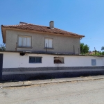 Къща в Първомай - 900 кв.м за 68 €/кв.м - Снимка #1