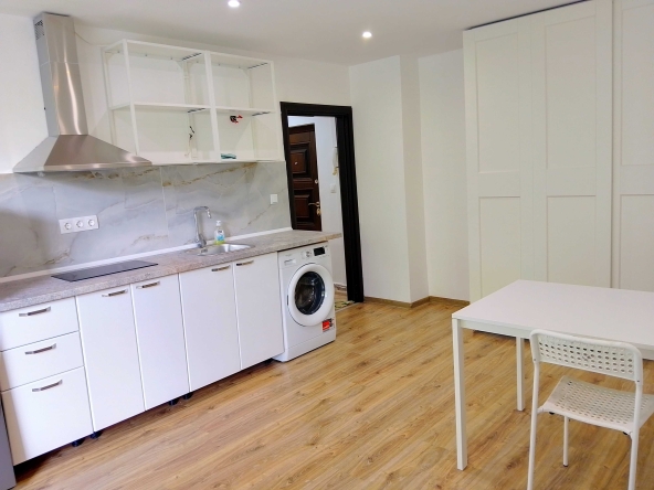 Двустаен апартамент в Варна, Бриз - 53 кв.м за 1203 €/кв.м - Снимка #1