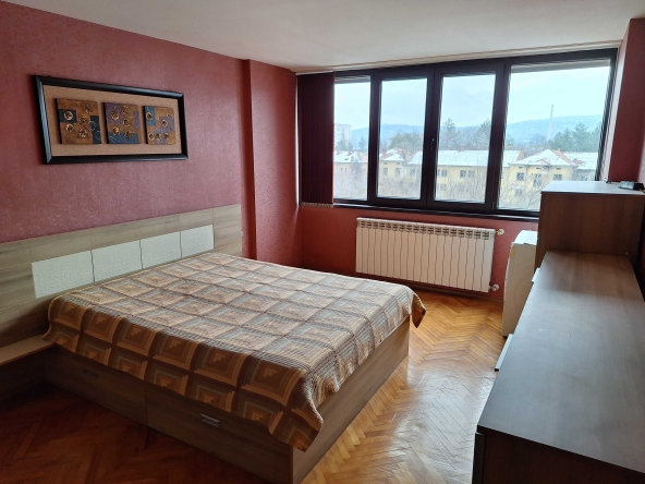 Тристаен апартамент в Ловеч, Широк център - 76 кв.м за 772 €/кв.м - Снимка #1