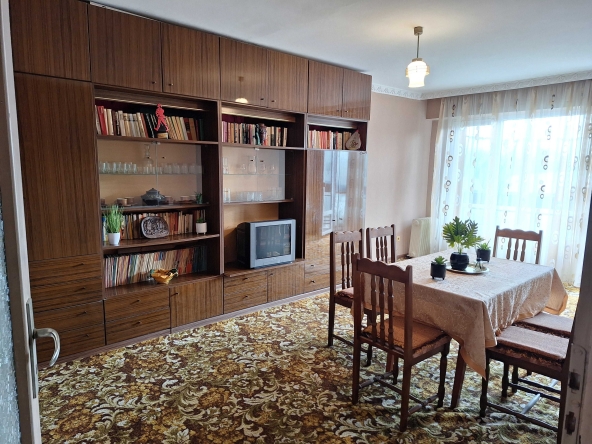 Двустаен апартамент в Харманли - 58 кв.м за 352 €/кв.м - Снимка #1
