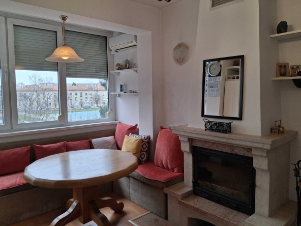 Дава се под наем Двустаен апартамент в Варна, Лятно кино Тракия - 70 кв.м за 448.8 € - Снимка #1