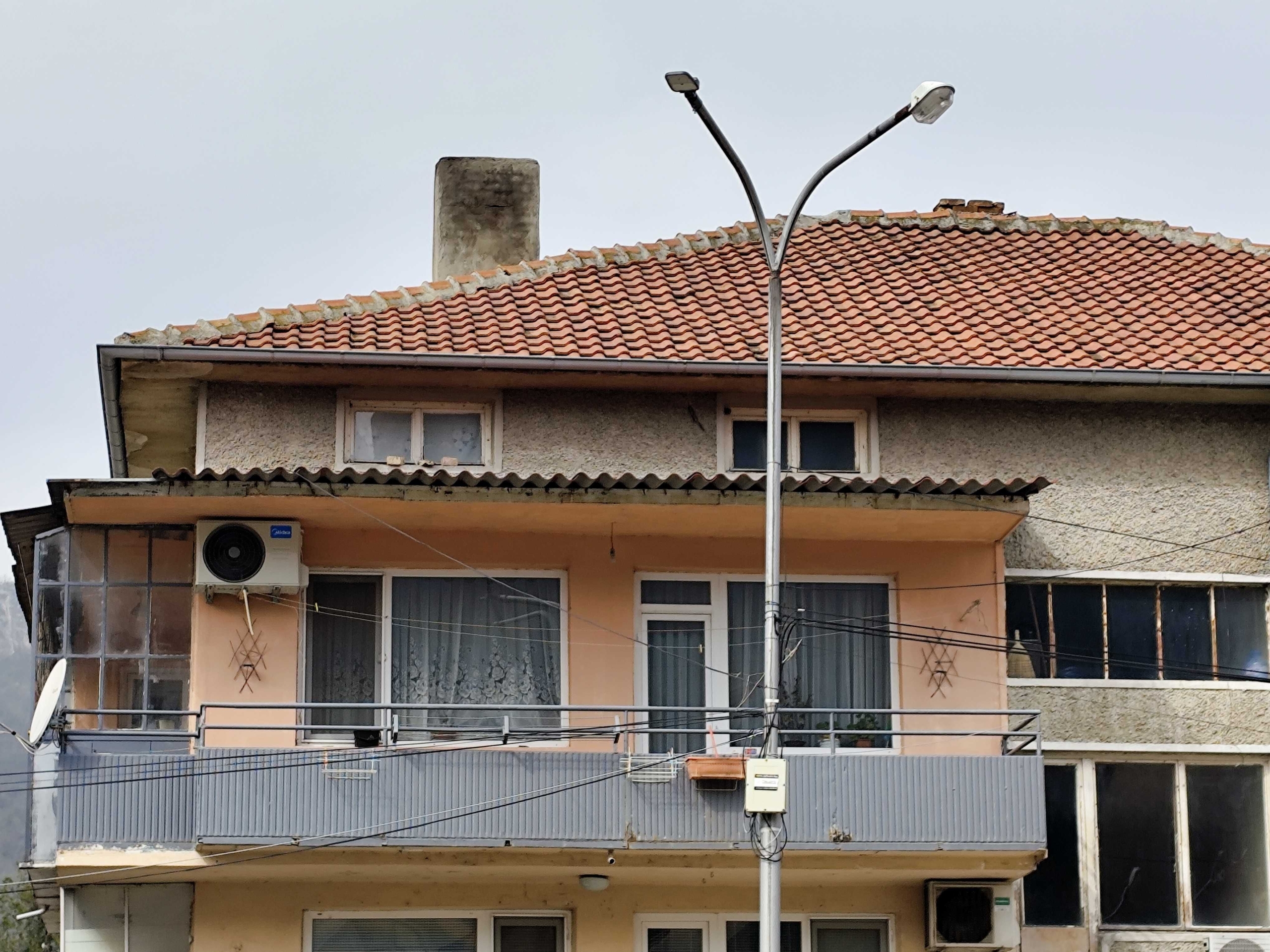 Етаж от къща в Провадия - 120 кв.м за 425 €/кв.м - Снимка #1