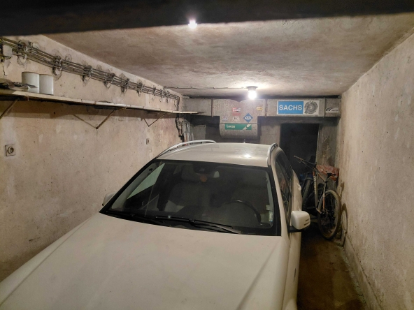 Гараж / Паркомясто в София, Борово - 19 кв.м за 1691 €/кв.м - Снимка #1