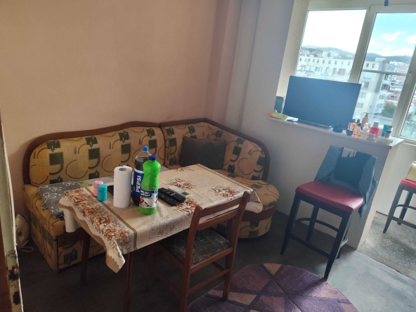 Дава се под наем Тристаен апартамент в Стара Загора, Самара 3 - 82 кв.м за 298.86 € - Снимка #1