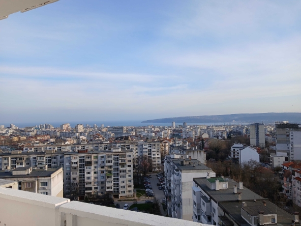 Двустаен апартамент в Варна, Цветен квартал - 60 кв.м за 1437 €/кв.м - Снимка #1