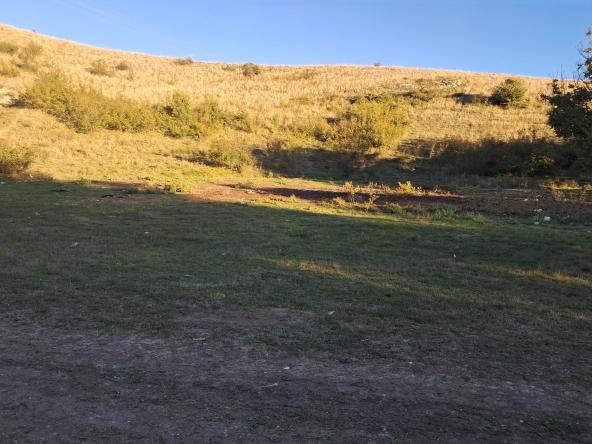 Парцел в Хасково, Македонски - 2000 кв.м за 6 €/кв.м - Снимка #1