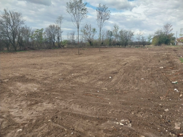 Парцел в с. Хайредин, Област Враца - 1070 кв.м за 3 €/кв.м - Снимка #1