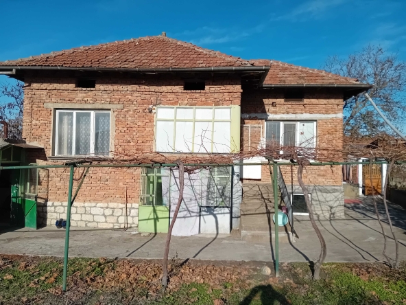 Къща в с. Новград, Област Русе - 120 кв.м за 525 €/кв.м - Снимка #1
