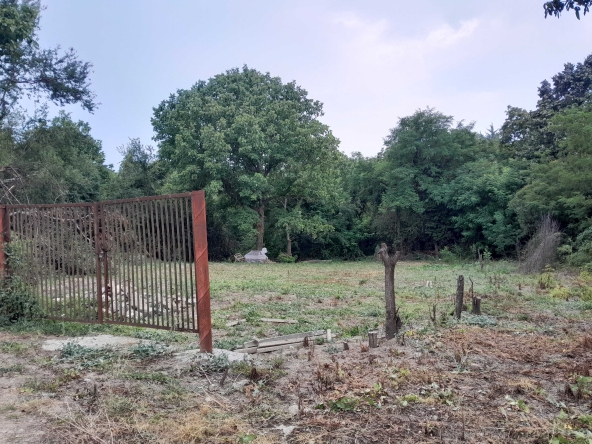 Парцел в Казанлък - 902 кв.м за 10 €/кв.м - Снимка #1