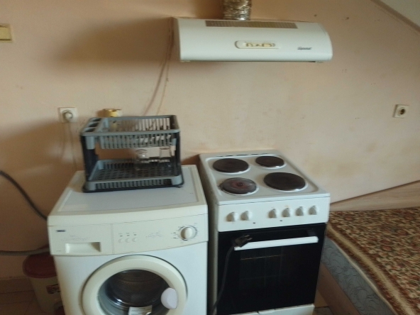 Дава се под наем  в София, 7-ми 11-ти километър - 28 кв.м за 178.5 € - Снимка #1