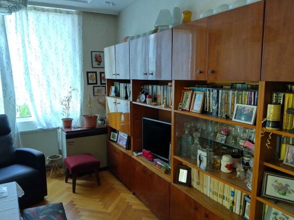 Тристаен апартамент в Силистра, Римска гробница - 105 кв.м за 634 €/кв.м - Снимка #1