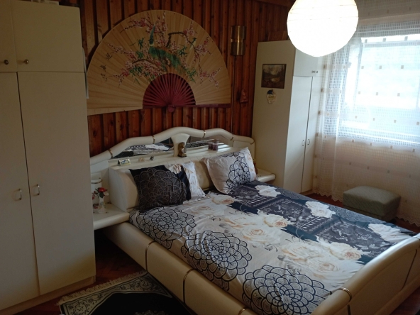 Тристаен апартамент в Своге - 90 кв.м за 708 €/кв.м - Снимка #1