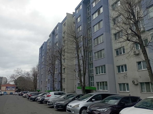 Дава се под наем Двустаен апартамент в Бургас, Славейков - 62 кв.м за 328.95 € - Снимка #1