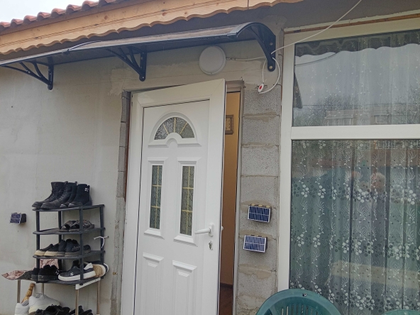 Къща в Левски - 70 кв.м за 416 €/кв.м - Снимка #1