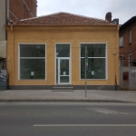 Дава се под наем Магазин в Ямбол, Център - 90 кв.м за 598.23 € - Снимка #1
