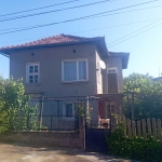 Къща в Луковит - 120 кв.м за 500 €/кв.м - Снимка #1