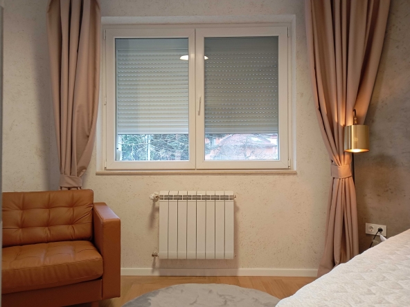 Дава се под наем Тристаен апартамент в София, Павлово - 71 кв.м за 561 € - Снимка #1