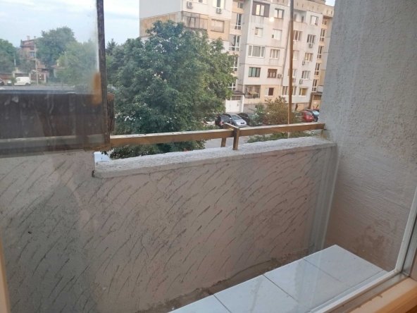 Дава се под наем Двустаен апартамент в София, Бенковски - 50 кв.м за 372.3 € - Снимка #1