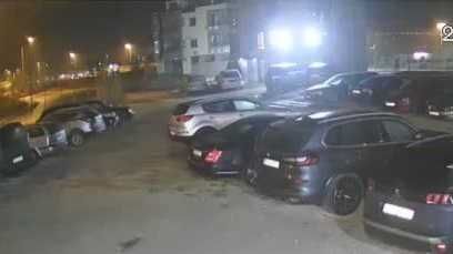 Дава се под наем Гараж / Паркомясто в София, Люлин 4 - 1300 кв.м за 59.67 € - Снимка #1