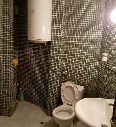 Дава се под наем Тристаен апартамент в Пловдив, Изгрев - 88 кв.м за 357 € - Снимка #1