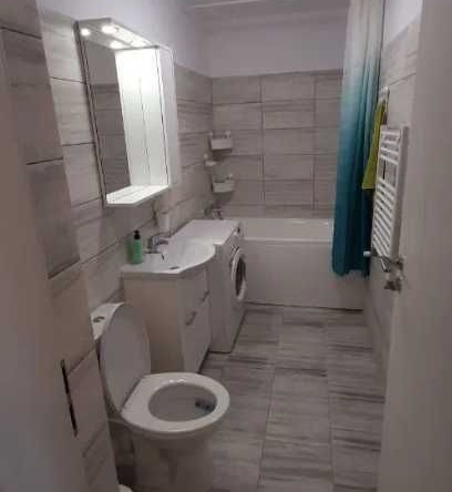 Дава се под наем Двустаен апартамент в Пловдив, Център - 65 кв.м за 229.5 € - Снимка #1