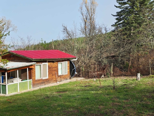 Парцел в София, Надежда 4 - 600 кв.м за 13 €/кв.м - Снимка #1