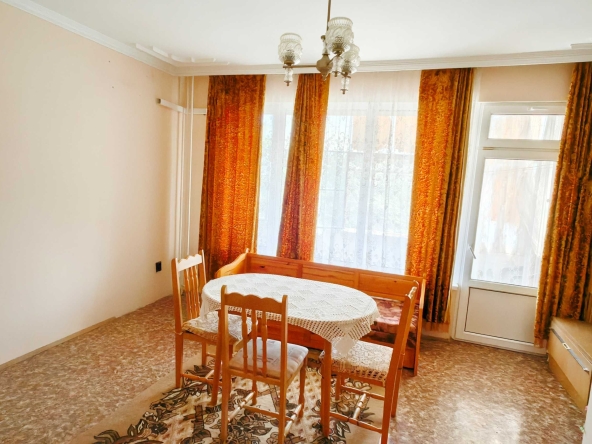 Четиристаен апартамент в Бургас, Лазур - 110 кв.м за 1719 €/кв.м - Снимка #1