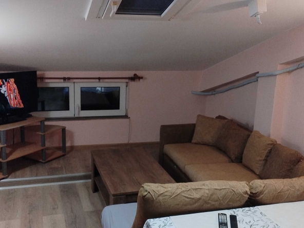 Дава се под наем Едностаен апартамент в Велико Търново, Картала - 35 кв.м за 153 € - Снимка #1