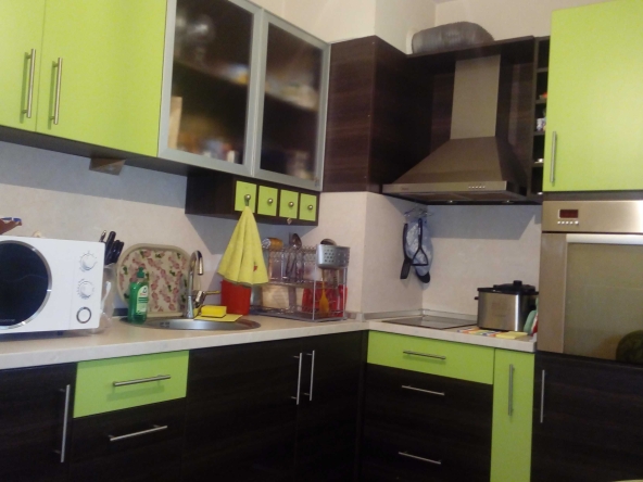 Тристаен апартамент в София, Белите брези - 80 кв.м за 2375 €/кв.м - Снимка #1