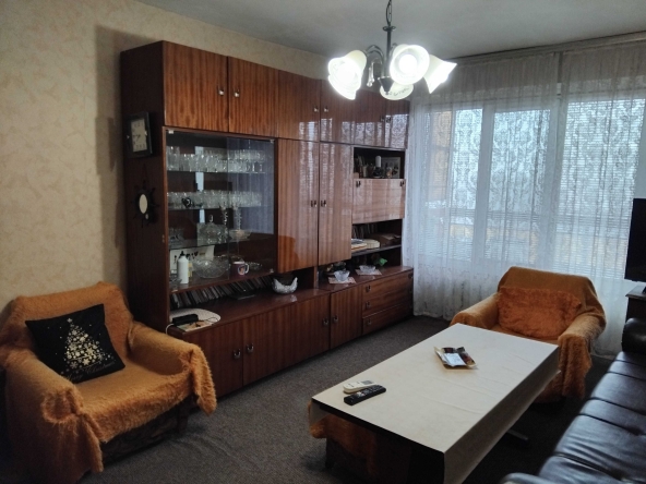 Двустаен апартамент в Русе, Здравец Север 1 - 62 кв.м за 731 €/кв.м - Снимка #1