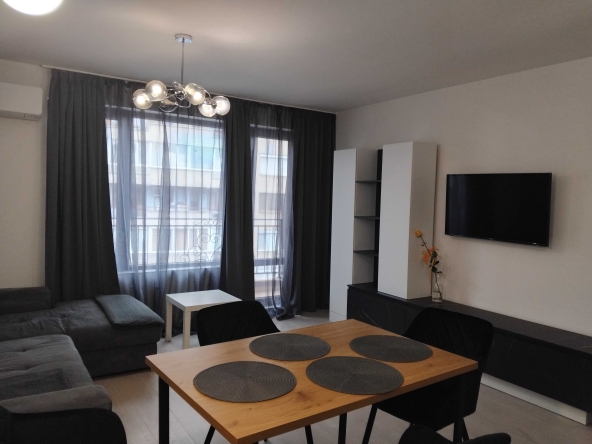 Дава се под наем Двустаен апартамент в Пловдив, Каменица 1 - 70 кв.м за 677.79 € - Снимка #1