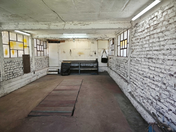 Дава се под наем Гараж / Паркомясто в София, Бояна - 40 кв.м за 348.84 € - Снимка #1