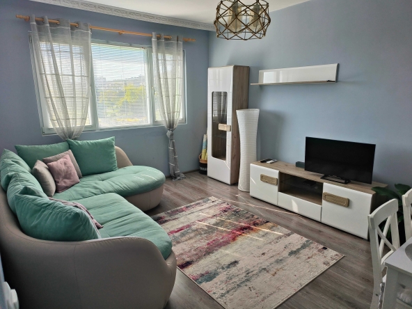 Дава се под наем Тристаен апартамент в Стара Загора, Казански - 60 кв.м за 433.5 € - Снимка #1