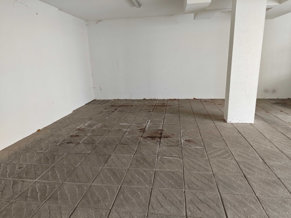 Дава се под наем Гараж / Паркомясто в София, Банишора - 12 кв.м за 51 € - Снимка #1