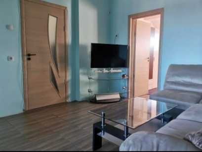 Тристаен апартамент в София, Център - 74 кв.м за 4055 €/кв.м - Снимка #1