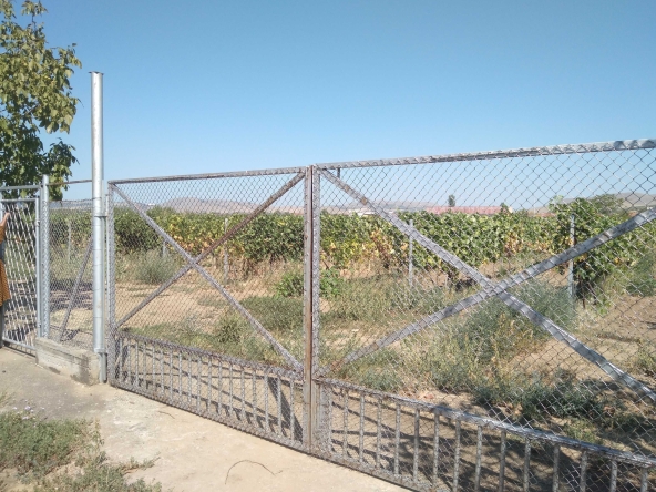 Земеделски имот в Кричим -  кв.м за 4667 €/дка - Снимка #1